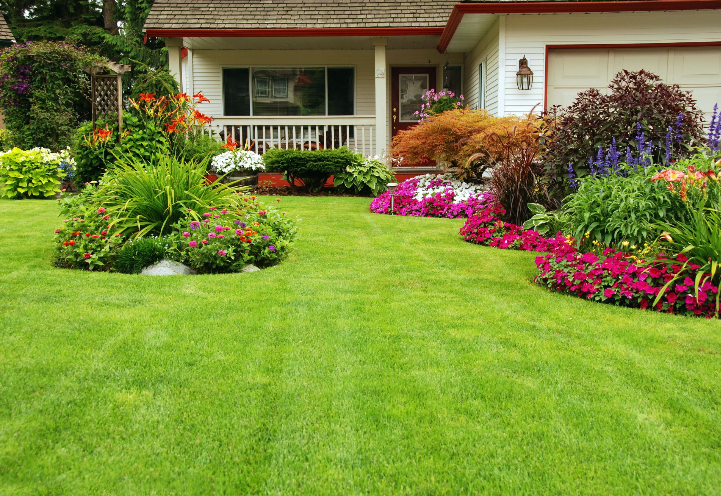 3 Ways a Landscape Designer in Lake Mary, FL Can Upgrade Your Home