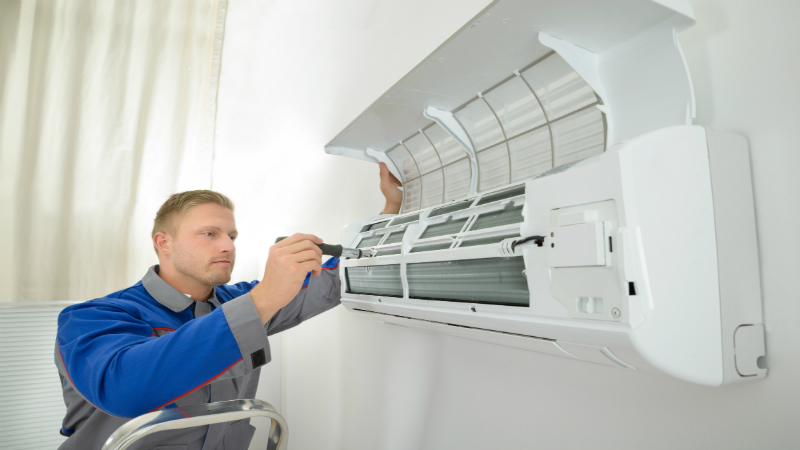 Exploring the Merits of a Professional Air Conditioner Repair in Evanston